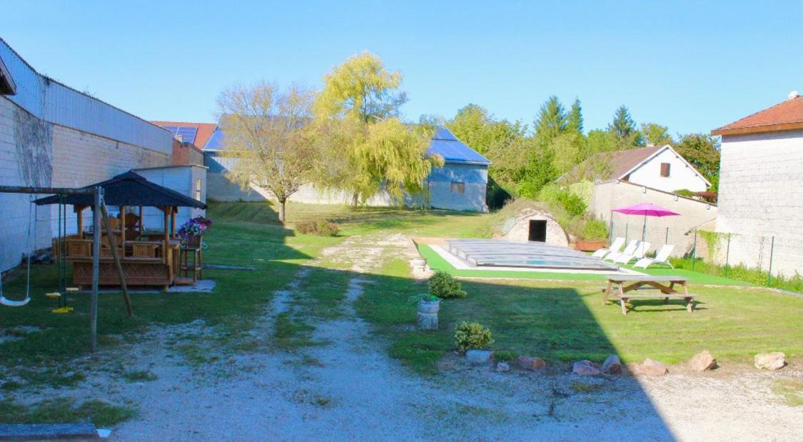 Chambres D'Hotes Aux Portes Des Tumuli Bussy-le-Château Eksteriør bilde